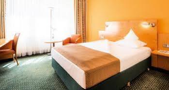 מאנהיים Best Western Plus Steubenhof Hotel מראה חיצוני תמונה